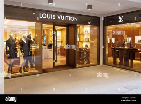 negozio louis vuitton venezia|lv venice.